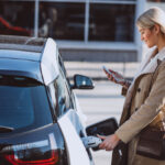 Pot închiria o mașină în Cluj dacă am permis străin emis în afara UE?