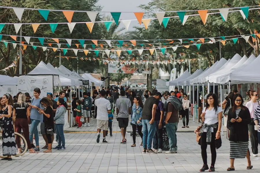 Photo local events guide